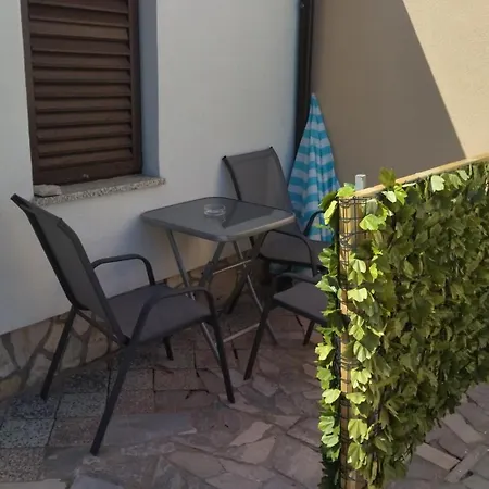 D&m Lägenhet Premantura